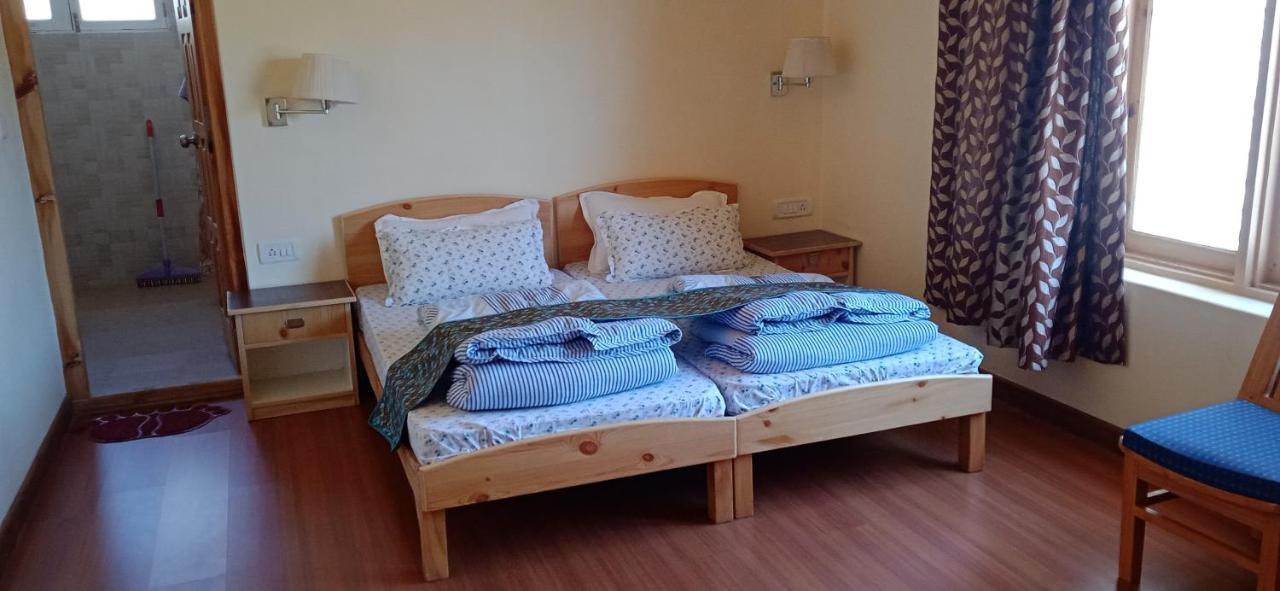 Lhardak Home Stay เลห์ ภายนอก รูปภาพ